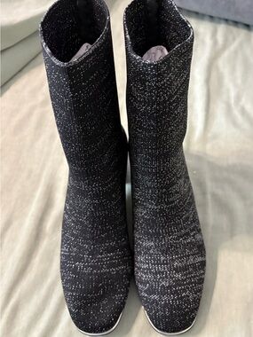 IDIFU Black Silver Sparkle Knit Ankle Sock Metallic Heel Boots 7